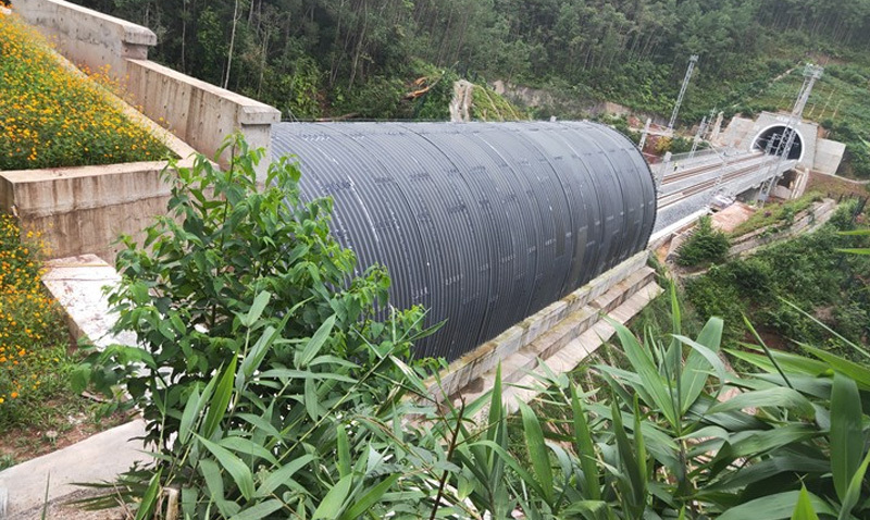 Treatment methods of various soil-based foundations during the installation of steel bellows