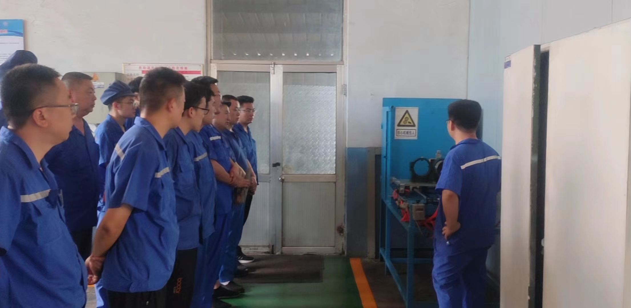 Jinan Metallurgical Institute Personal Proposal Achievement Release Conference - Automatic Mold Polishing Machine