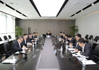 锲而不舍落实中央八项规定精神，推动作风建设常态化长效化