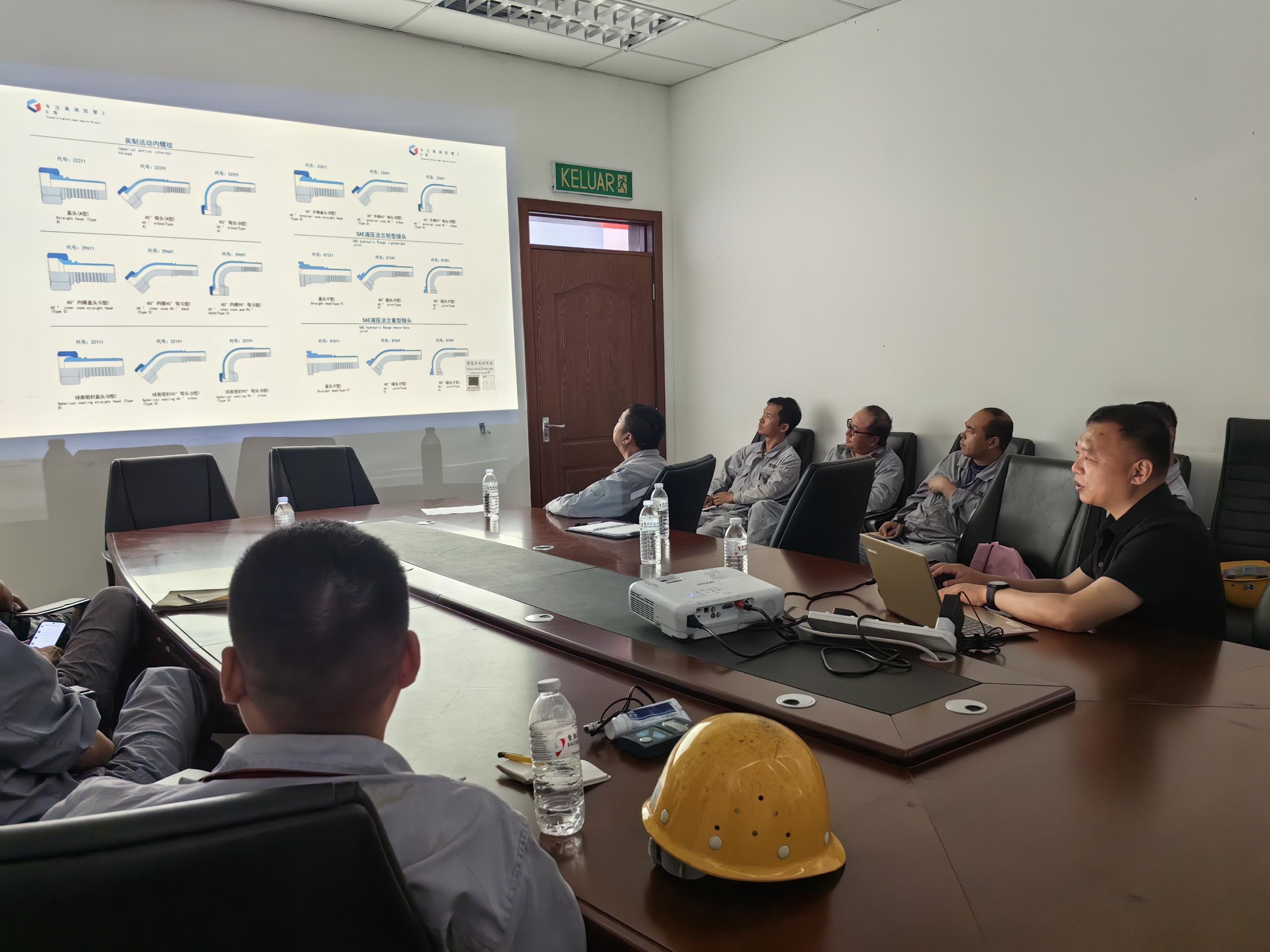 高科橡塑胶管技术工程师赴马来西亚开展技术交流会