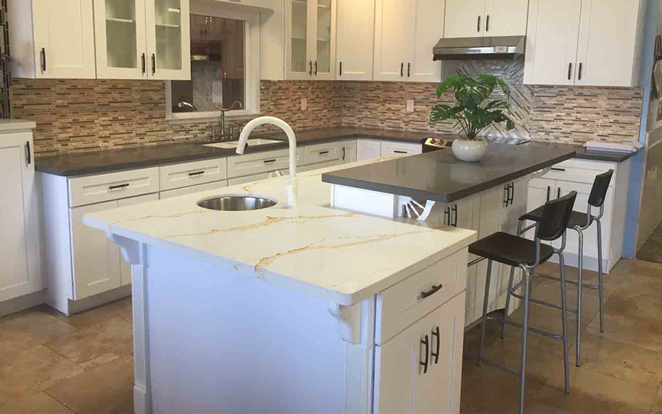 Quartz Calacatta Slab 8058g