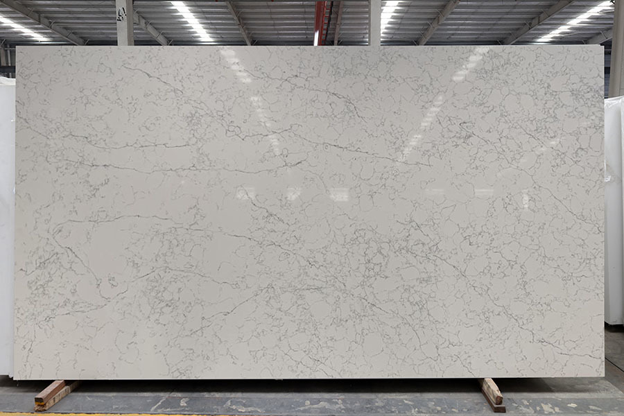 Carrara Quartz Slab 6602