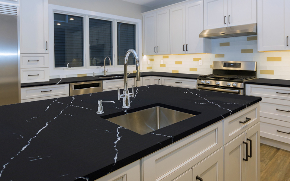 Quartz Calacatta Slab 3042