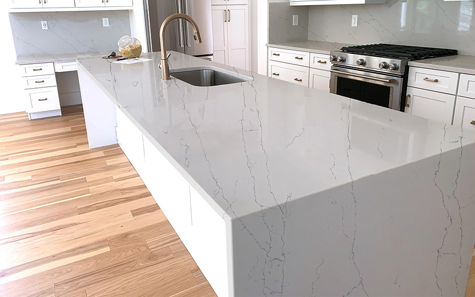 Quartz Calacatta Slab 6041