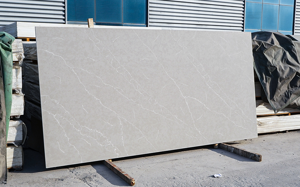 Quartz Calacatta Slab 4049-3