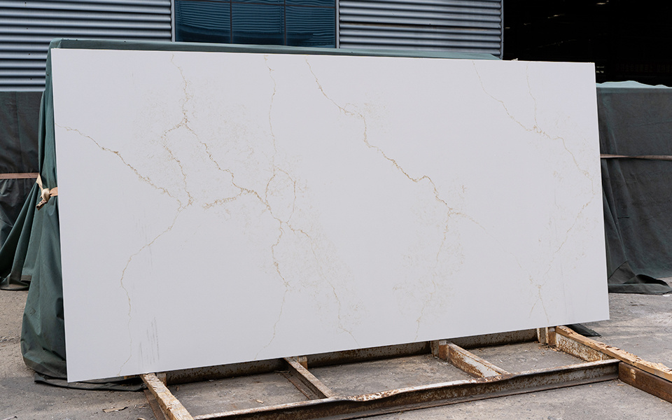 Quartz Calacatta Slab 5151