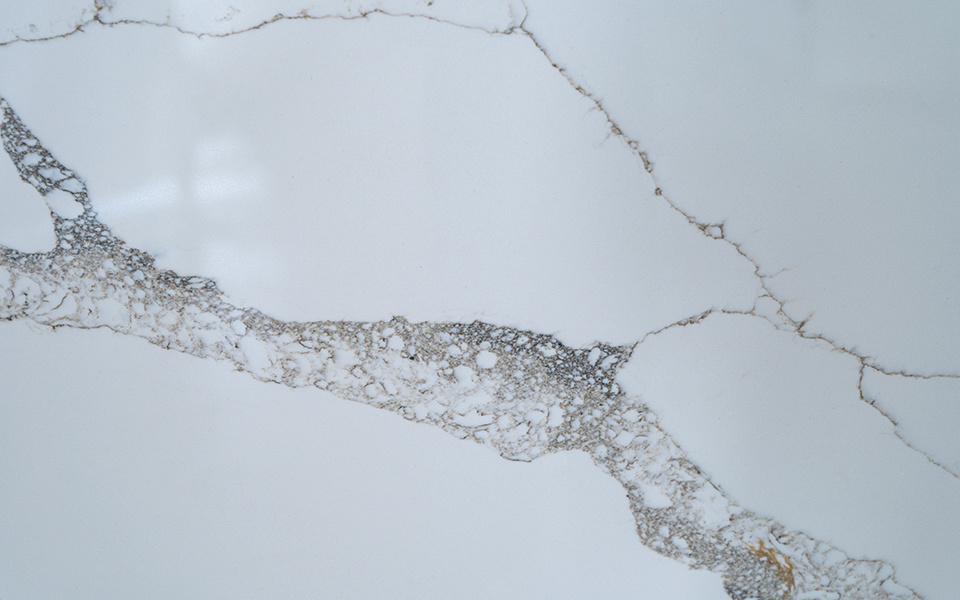 Calacatta Quartz Countertop T8082
