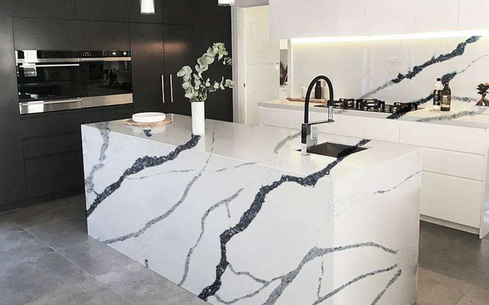 Calacatta Quartz Slab 3041