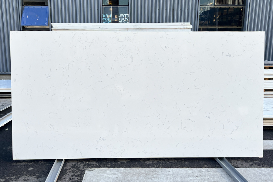 Quartz Slab Mist