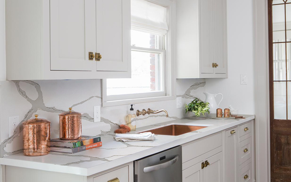 Calacatta Quartz Countertop 1801