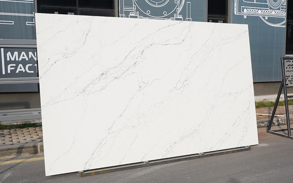 Quartz Calacatta Slab 6099
