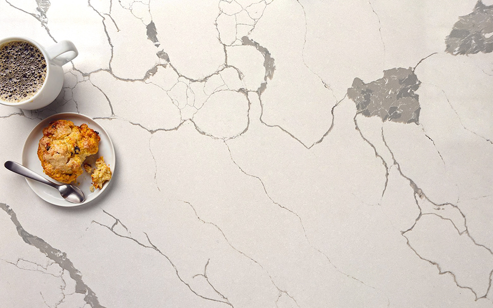 Calacatta Quartz Slab 1015