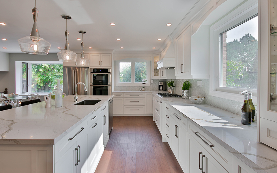 Quartz Calacatta Slab 8044