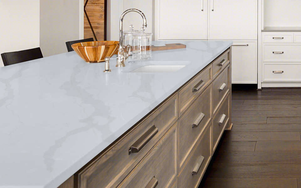 Quartz Calacatta Slab 067