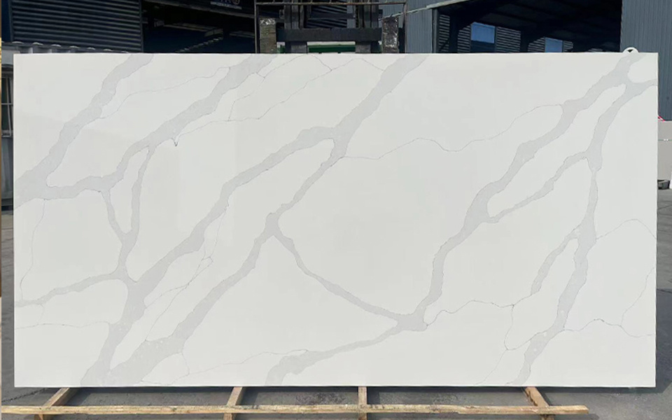 Calacatta Quartz Slab 5104