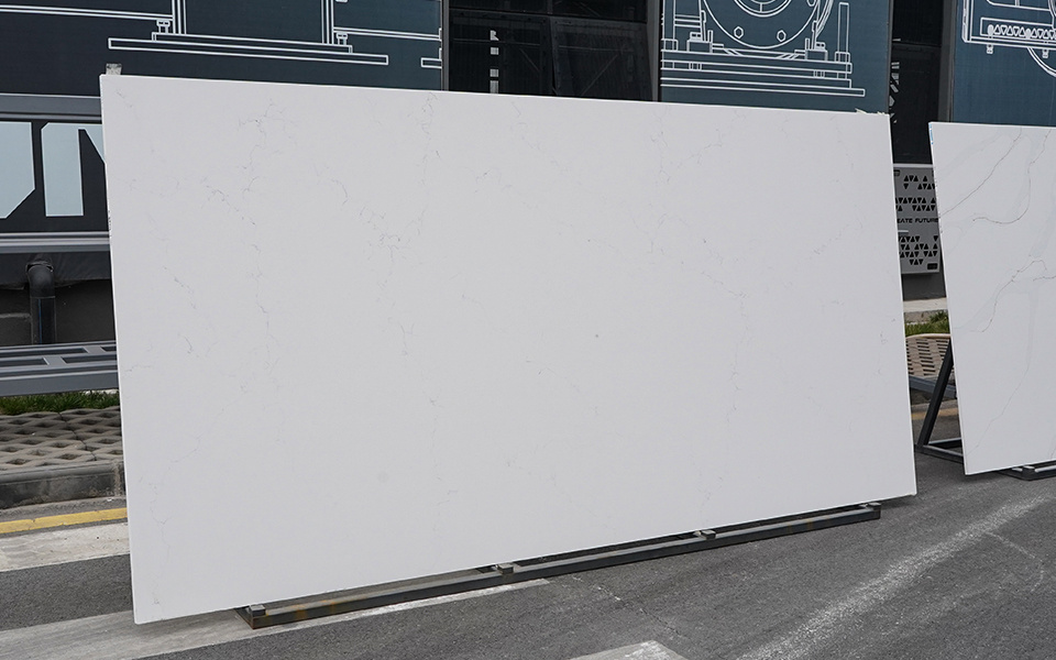 Quartz Calacatta Slab US1005