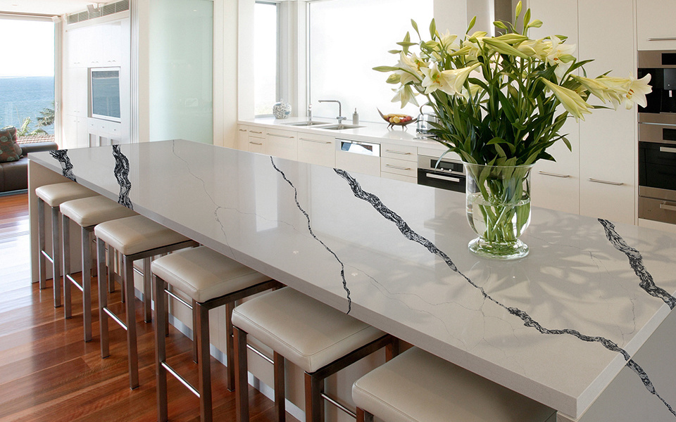 Calacatta Quartz Slab  6216