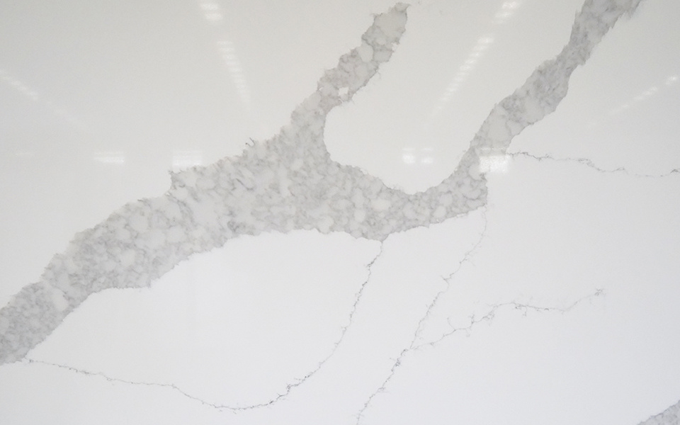 Quartz Calacatta Slab 8040