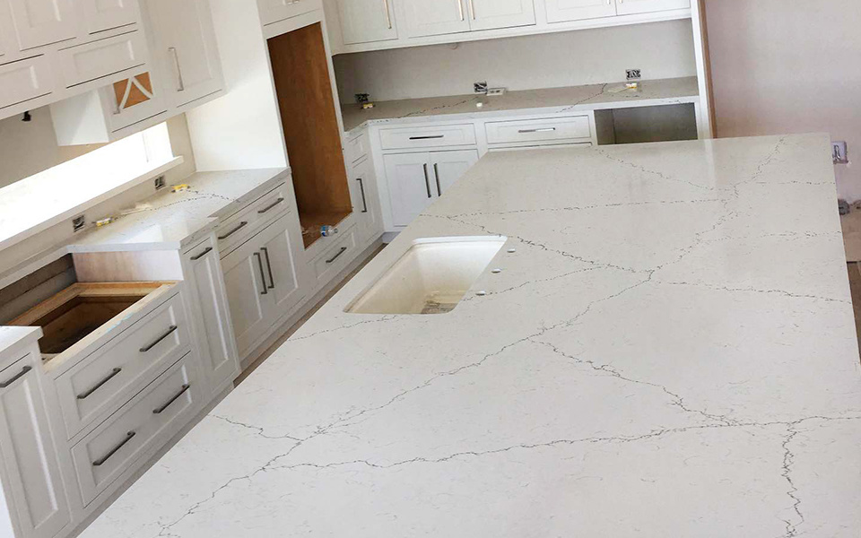 Quartz Calacatta Slab 5143