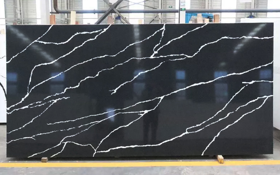 Calacatta Quartz Slab 7060