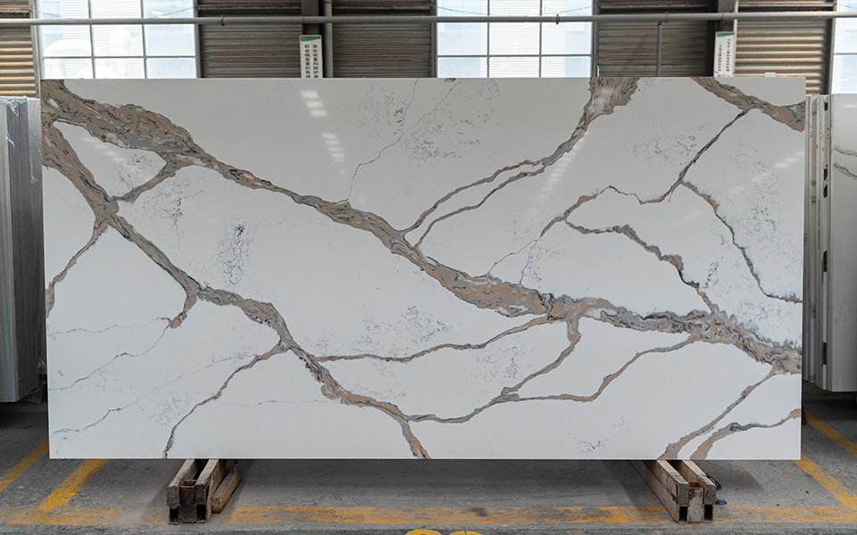 Calacatta Quartz Slab 7248