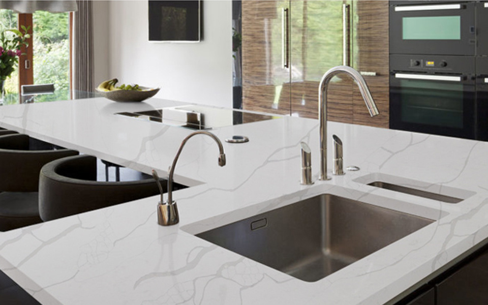 Calacatta Quartz Slab 1025