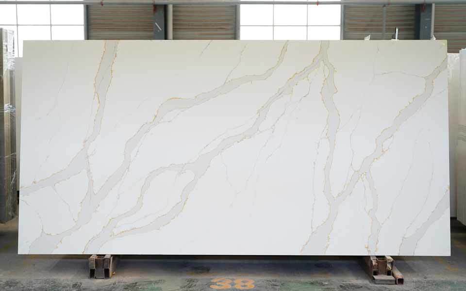 Calacatta Quartz Slab 0012