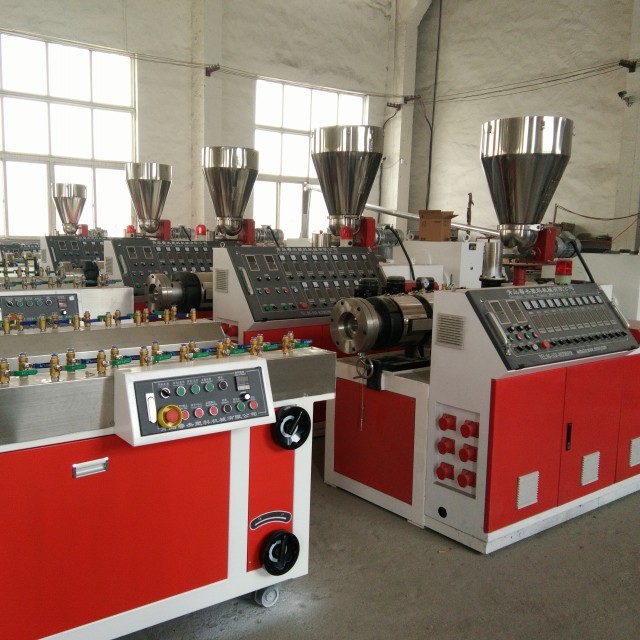 UPVC Window Profile Extruder Machine 