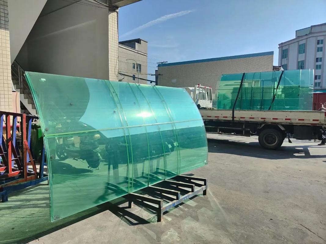 Curved tempered glass (4)