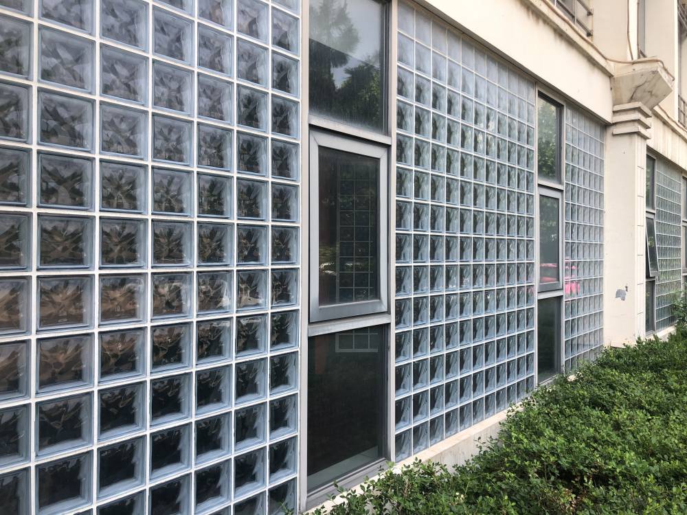 Glass bricks (3)