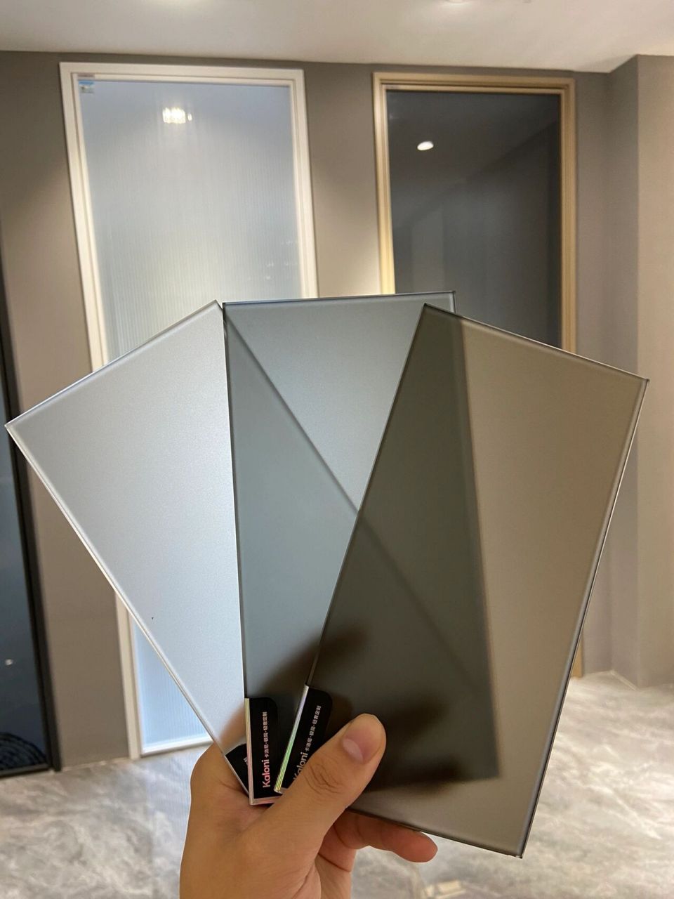 Oil sand glass