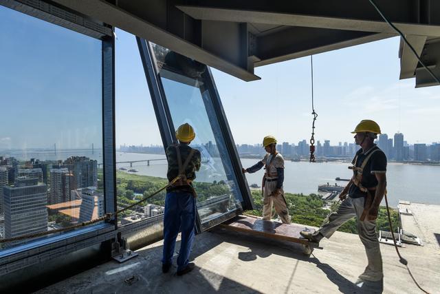 Glass curtain wall (10)