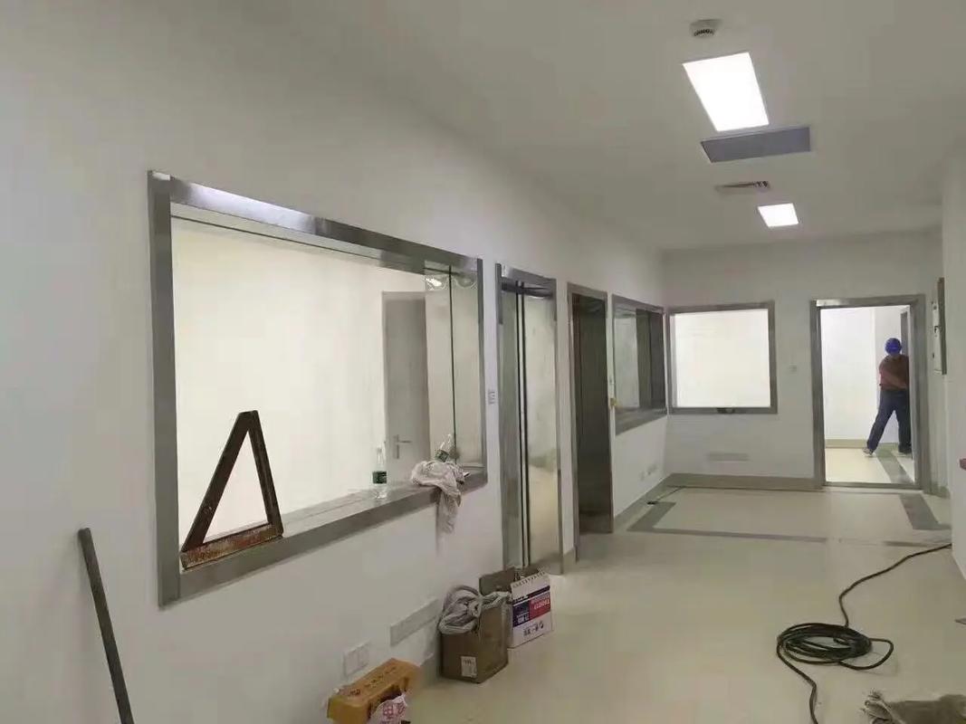  Radiation-Proof Glass (4) 