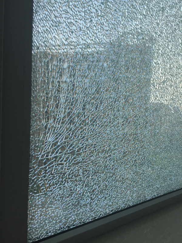 Self-Exploding Tempered Glass (1)