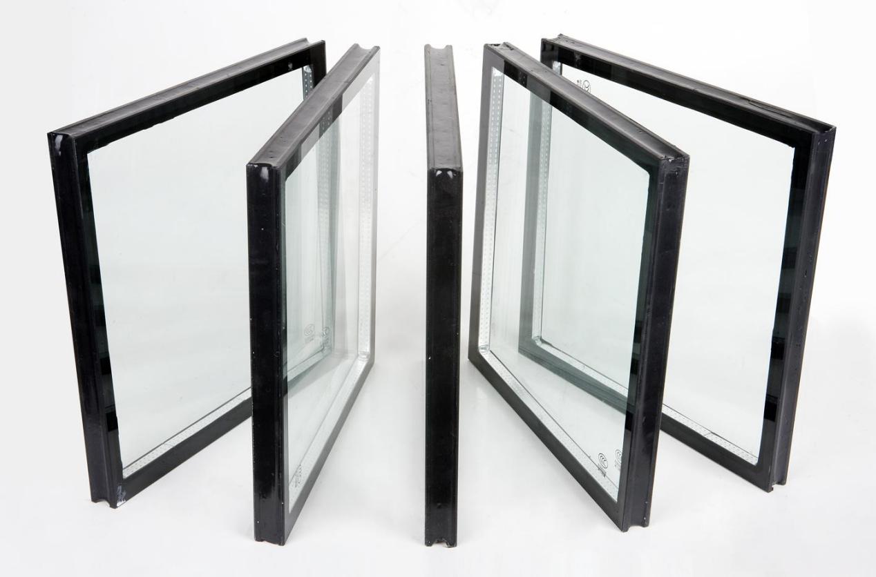 Insulating glass (22) 