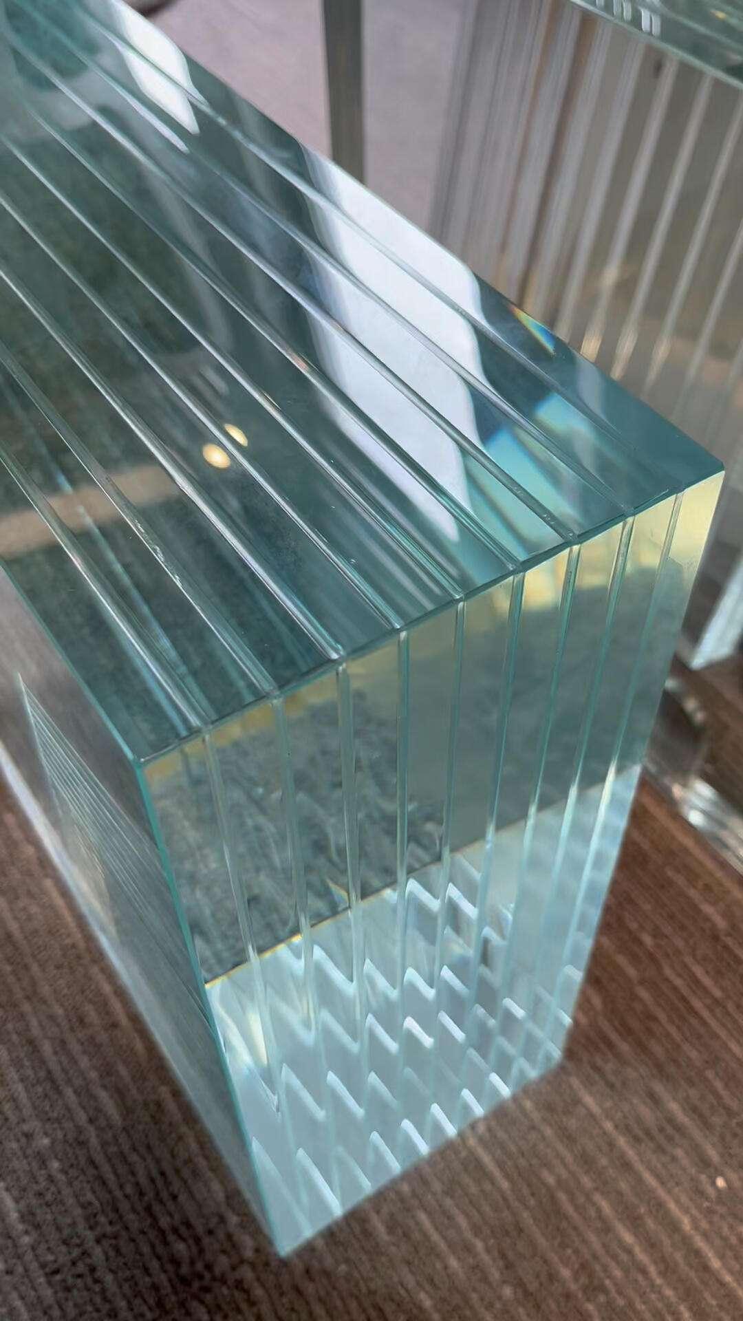  Laminated Glass (32) 