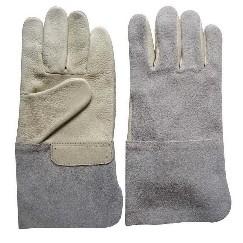 Welding gloves