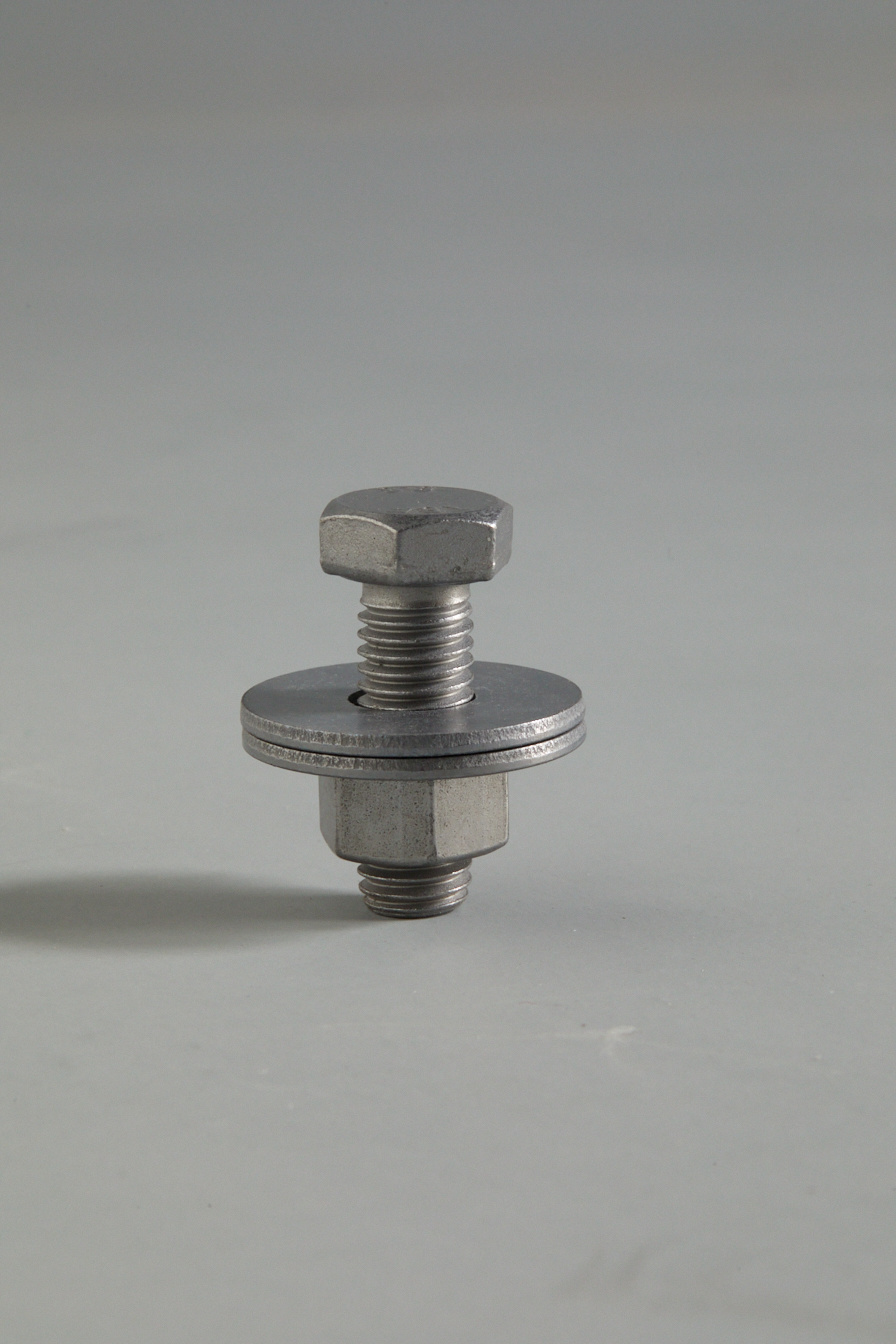 Tightening Bolts