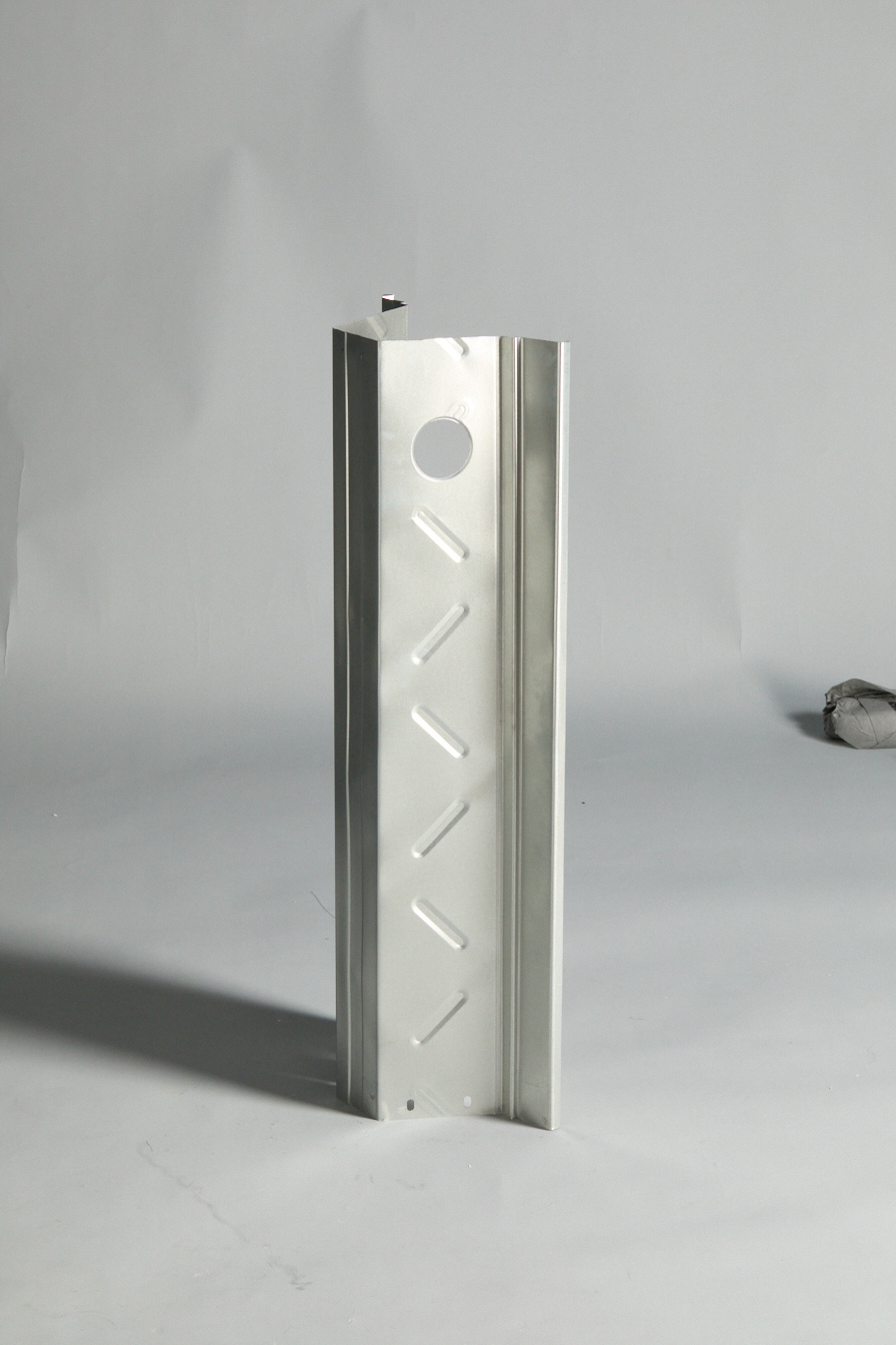 V-shaped floor beam
