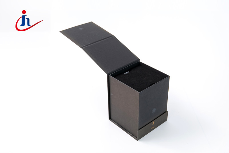 Flip cover precision mounting box