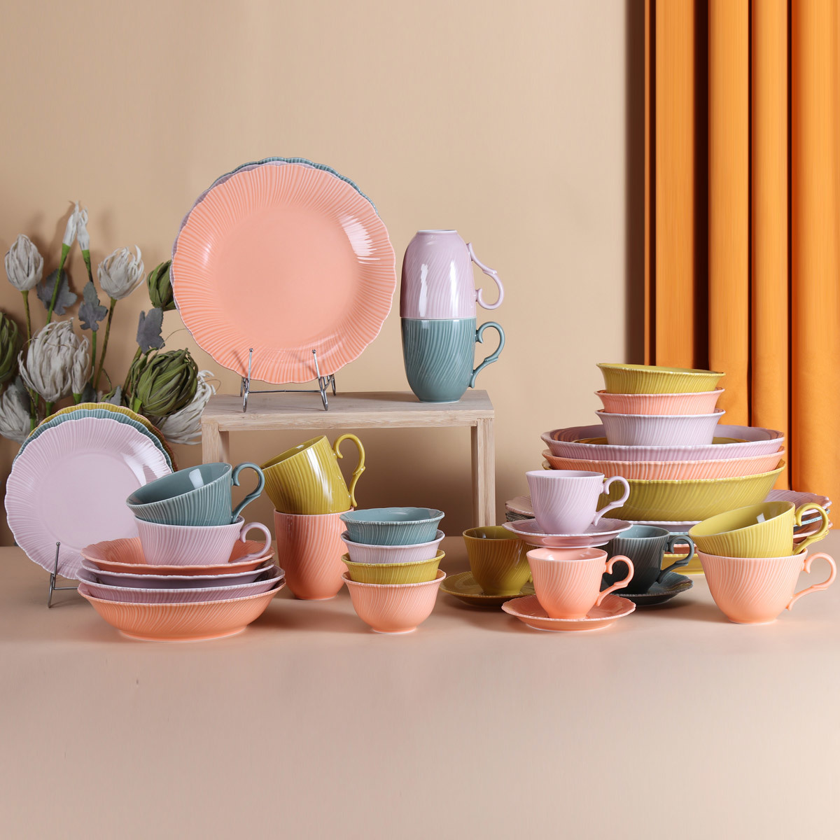 Dinnerware/Whole sets