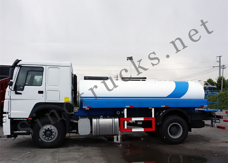 4X2 Water Truck