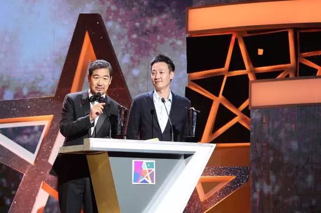 張國立出演話劇《斷金》， 問鼎“壹戲劇大賞”最佳男演員