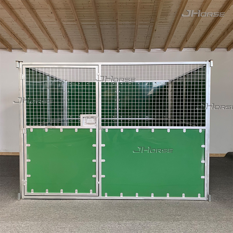 HDPE Mobile Horse Stable