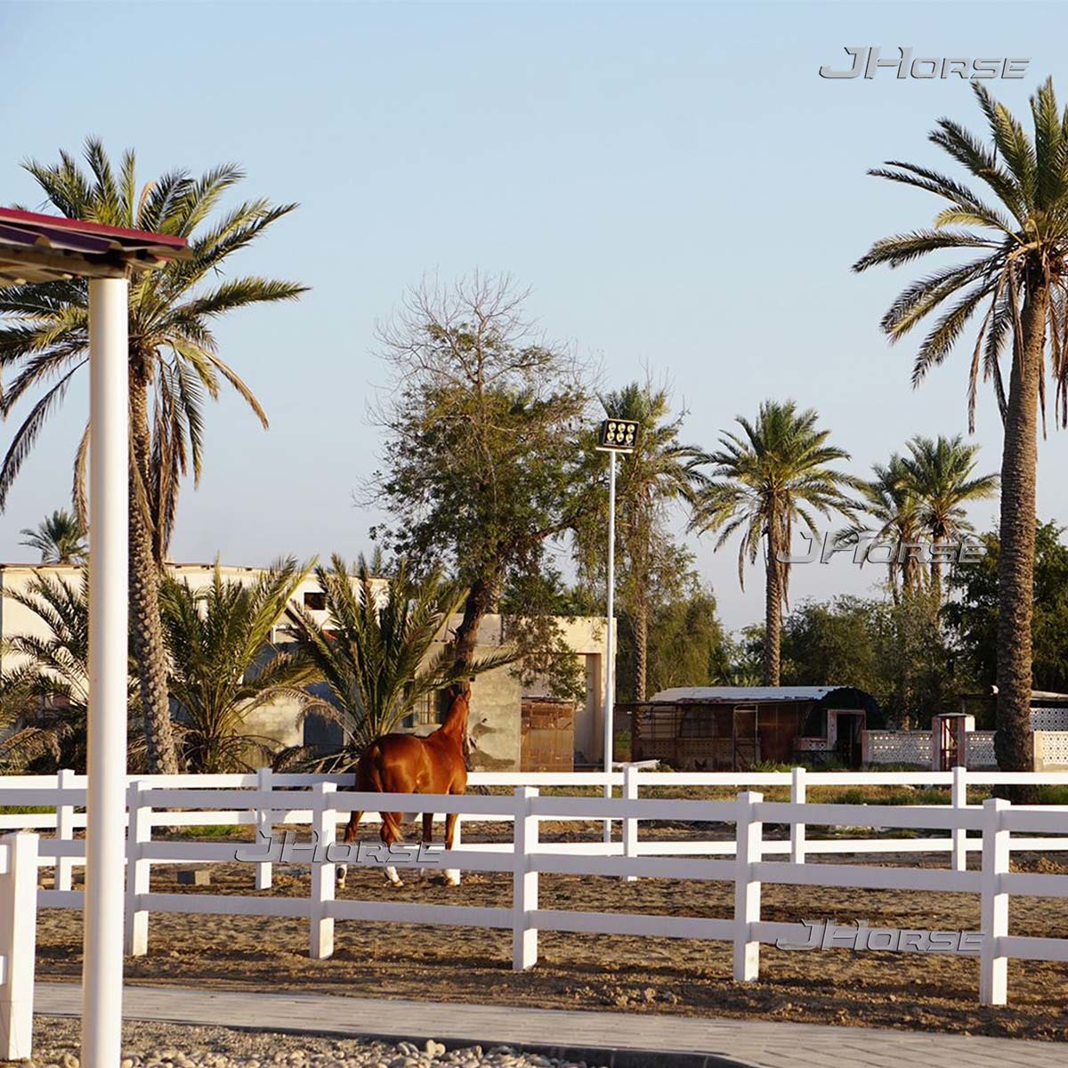 98. Three-Layer Vinyl Horse Fence