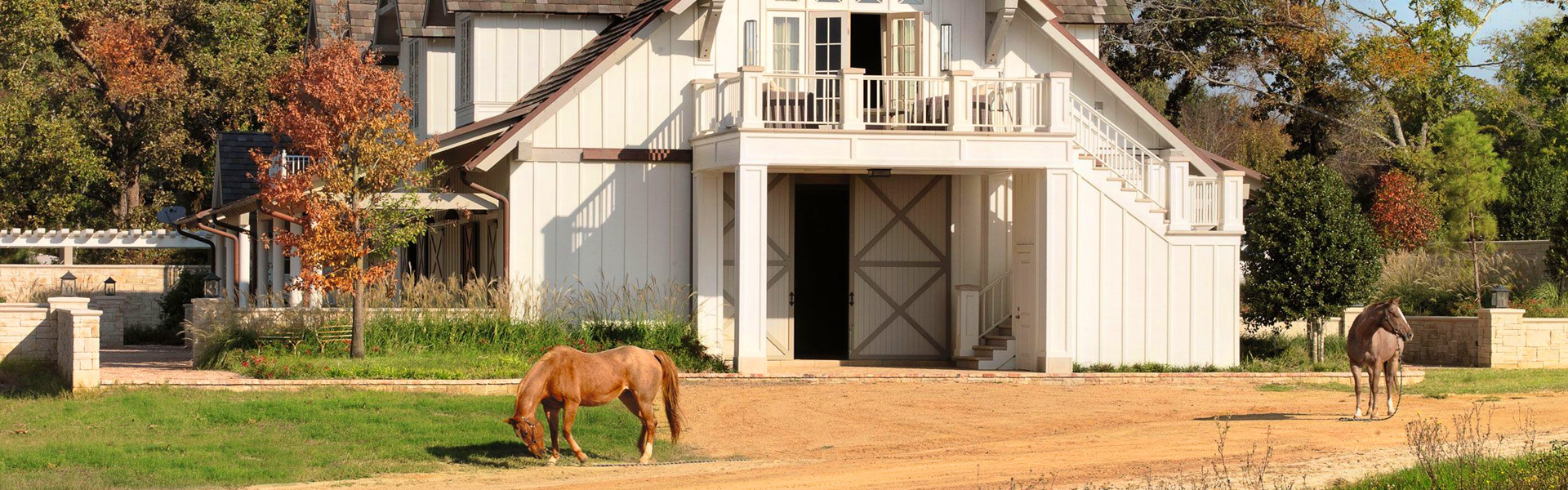 External Stable & Barn External Stable & Barn