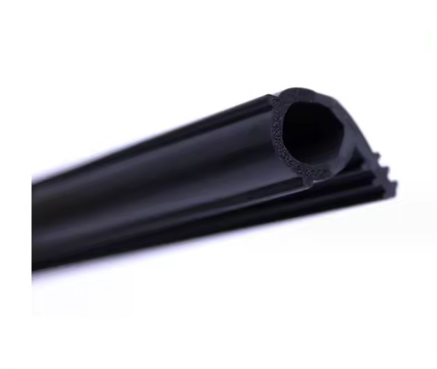 Source factory EPDM automotive waterproof and anti-collision door strips can be customized composite foam sealing strips