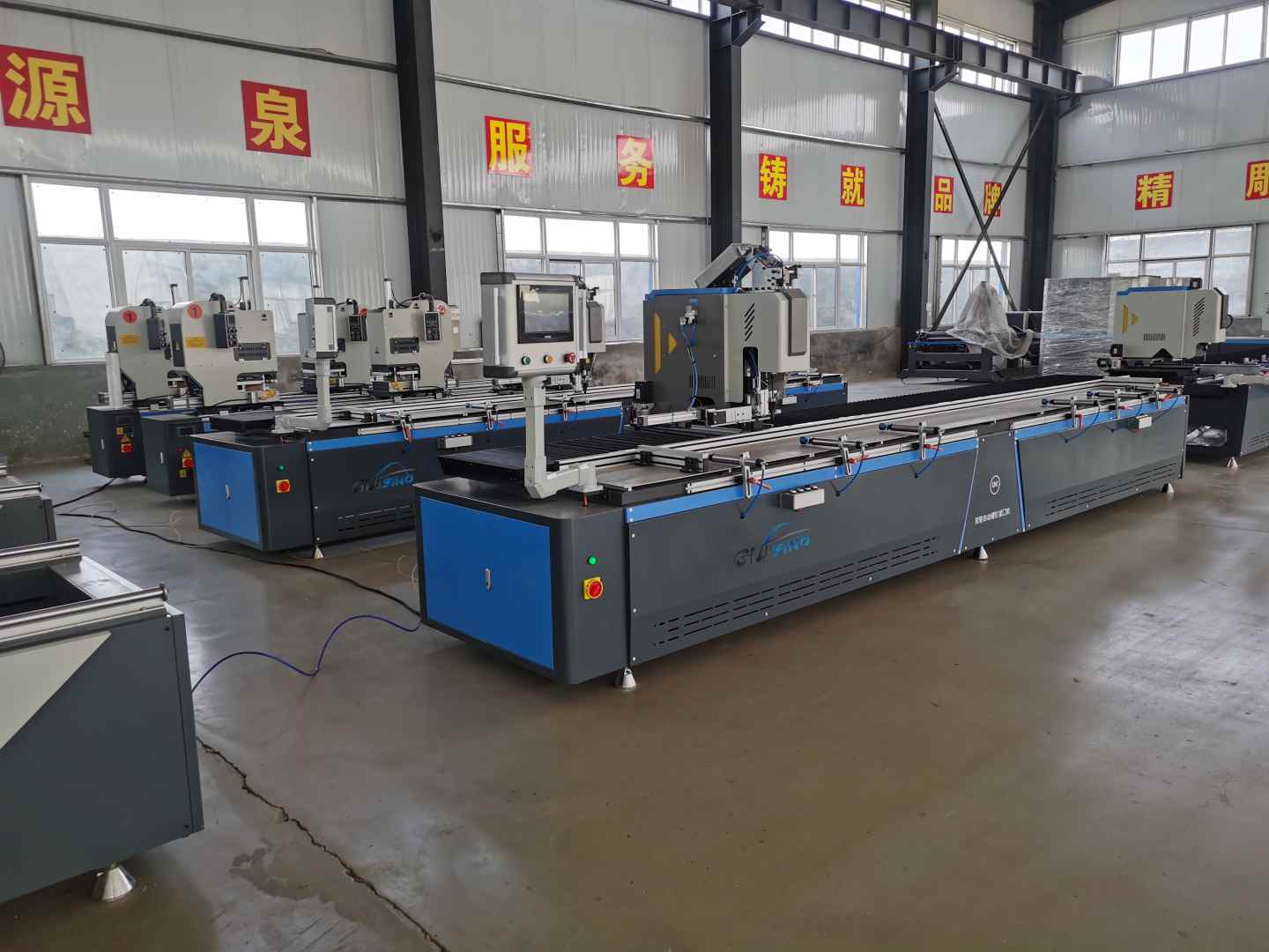 Автоматический винтоверт с двойным приводом CNC