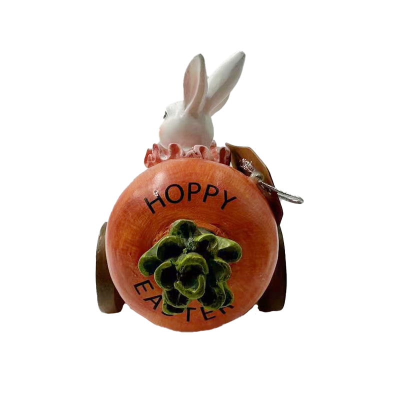 Cute Rabbit Carrot Sculpture