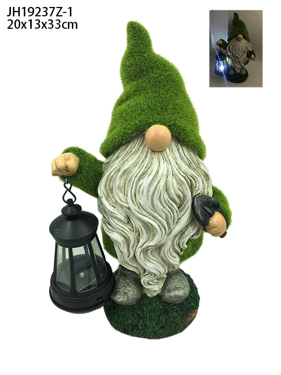 Dwarf with a lantern JH19237Z-1